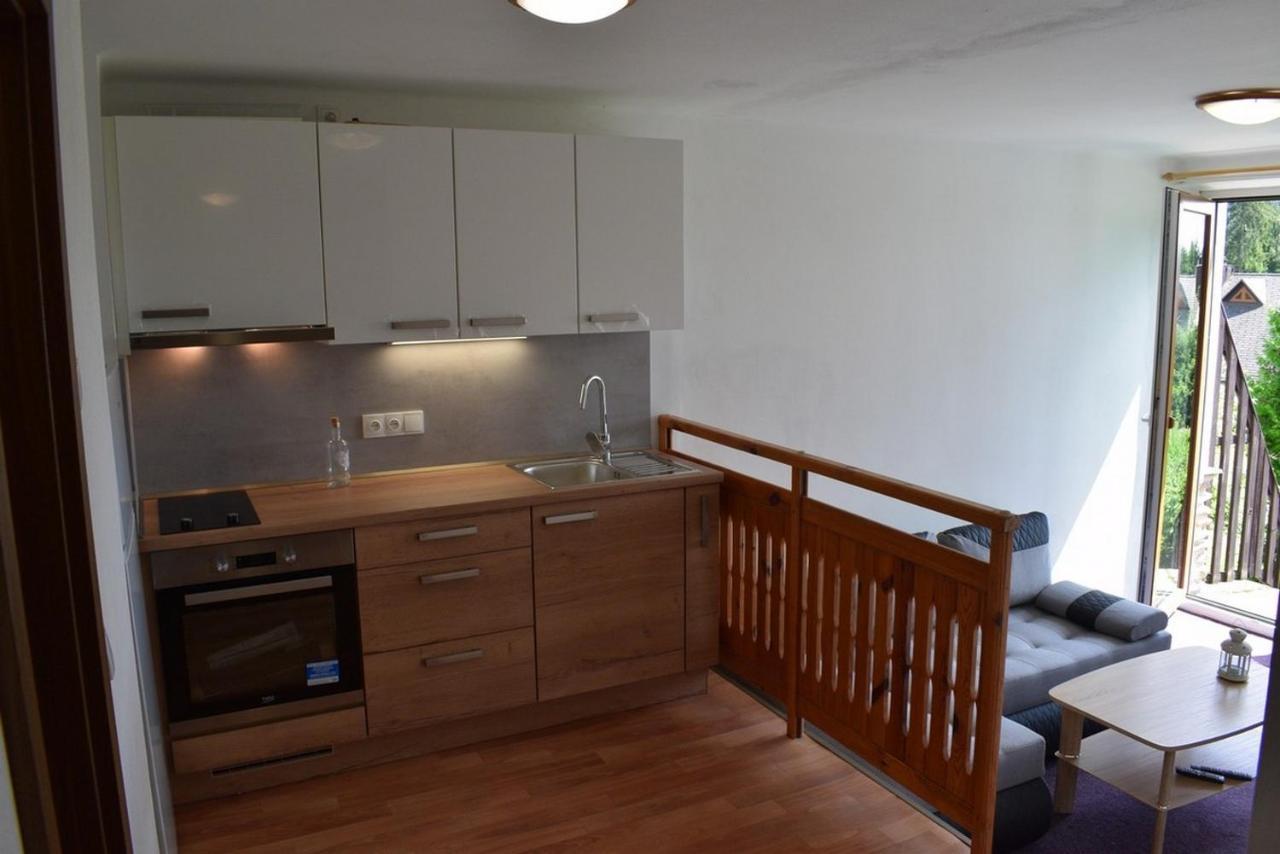 Apartmany กูโบวาฮุท ภายนอก รูปภาพ