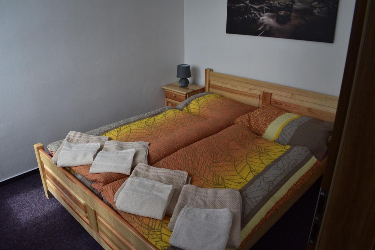 Apartmany กูโบวาฮุท ภายนอก รูปภาพ
