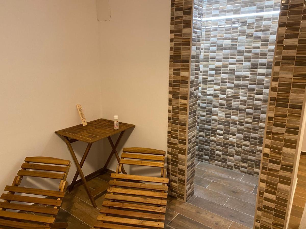 Apartmany กูโบวาฮุท ภายนอก รูปภาพ